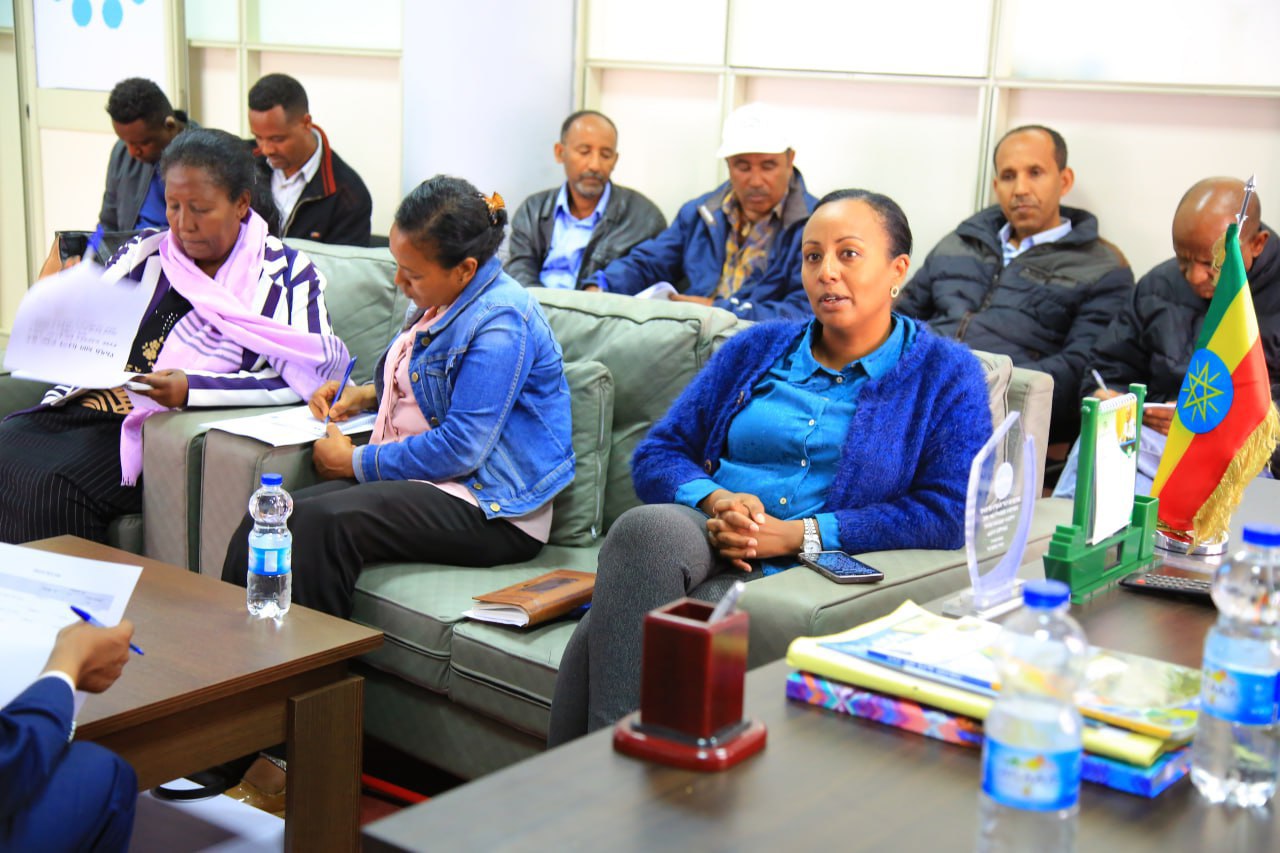 የንግድ፣ ኢንደስትሪ እና ቱሪዝም ጉዳዮች ቋሚ ኮሚቴ በቂርቆስ እና አዲስ ከተማ ክ/ከተማ የሚገኙ የዘርፍ  ኮሚቴዎችን የ9 ወራት የስራ እንቅስቃሴ ገምግሟል