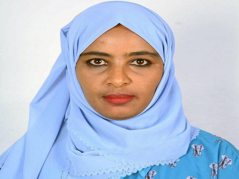 የተከበሩ ወ/ሮ ዜይነባ ሽኩር ጫሜሳ